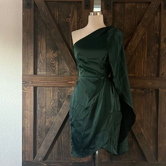 Elegant Satin One Shoulder Cut Out Waist Mini Dress - Picture 4 of 13